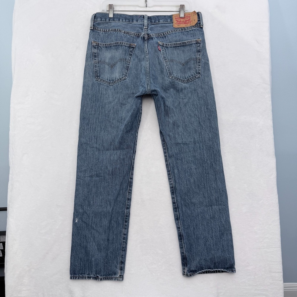 Levis 501 Jeans Mens 34x30 (32x29) Blue Original Fit Straight Leg Button Fly - Picture 13 of 13